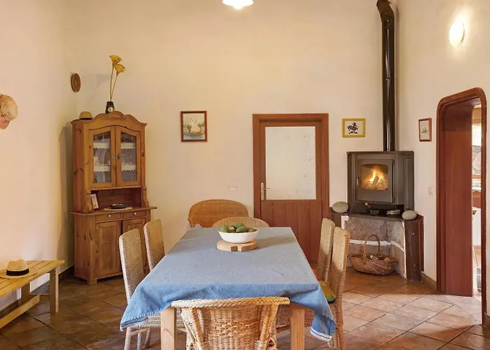 Dioses I בית נופש